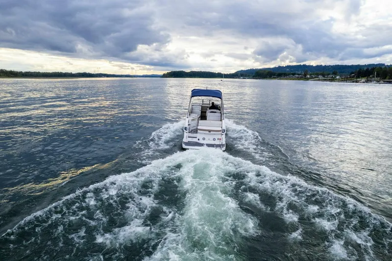 Slide: The Image of Regal 28 Express 2016 - 5119595