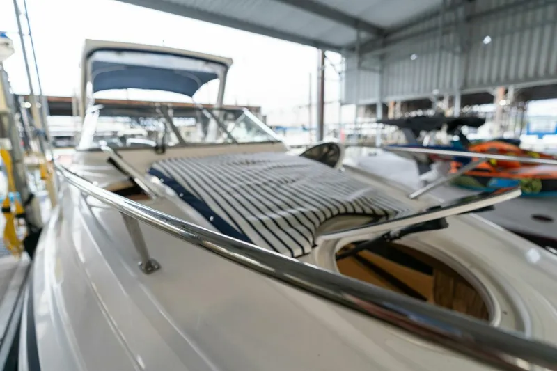 Slide: The Image of Regal 28 Express 2016 - 5119604