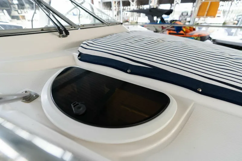 Slide: The Image of Regal 28 Express 2016 - 5119610