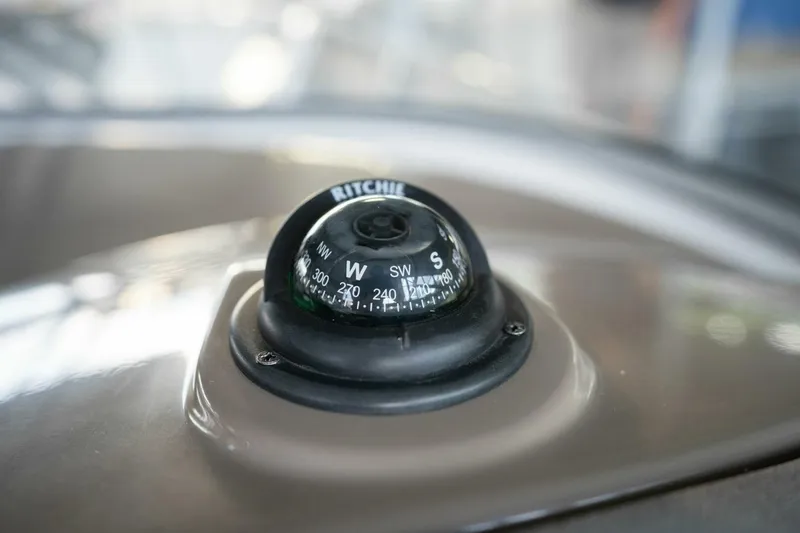 Slide: The Image of Regal 28 Express 2016 - 5119628