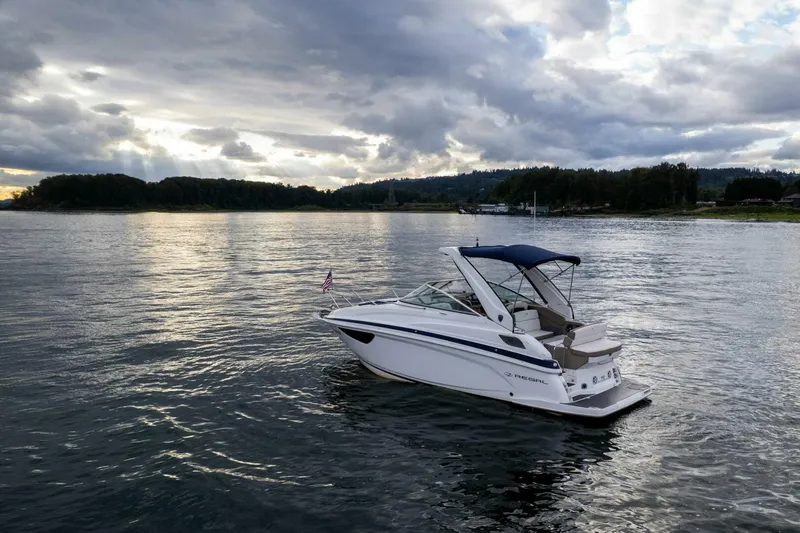 Slide: The Image of Regal 28 Express 2016 - 5119630