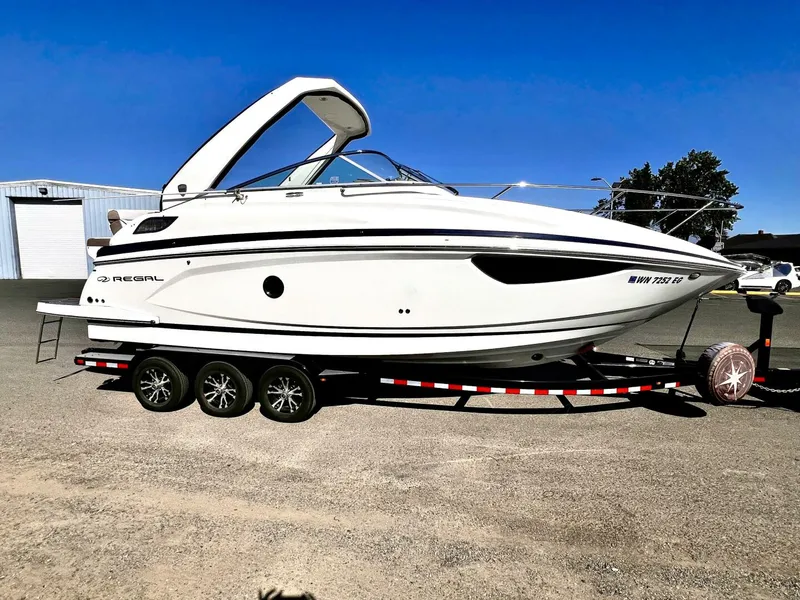 Slide: The Image of Regal 28 Express 2016 - 5119632