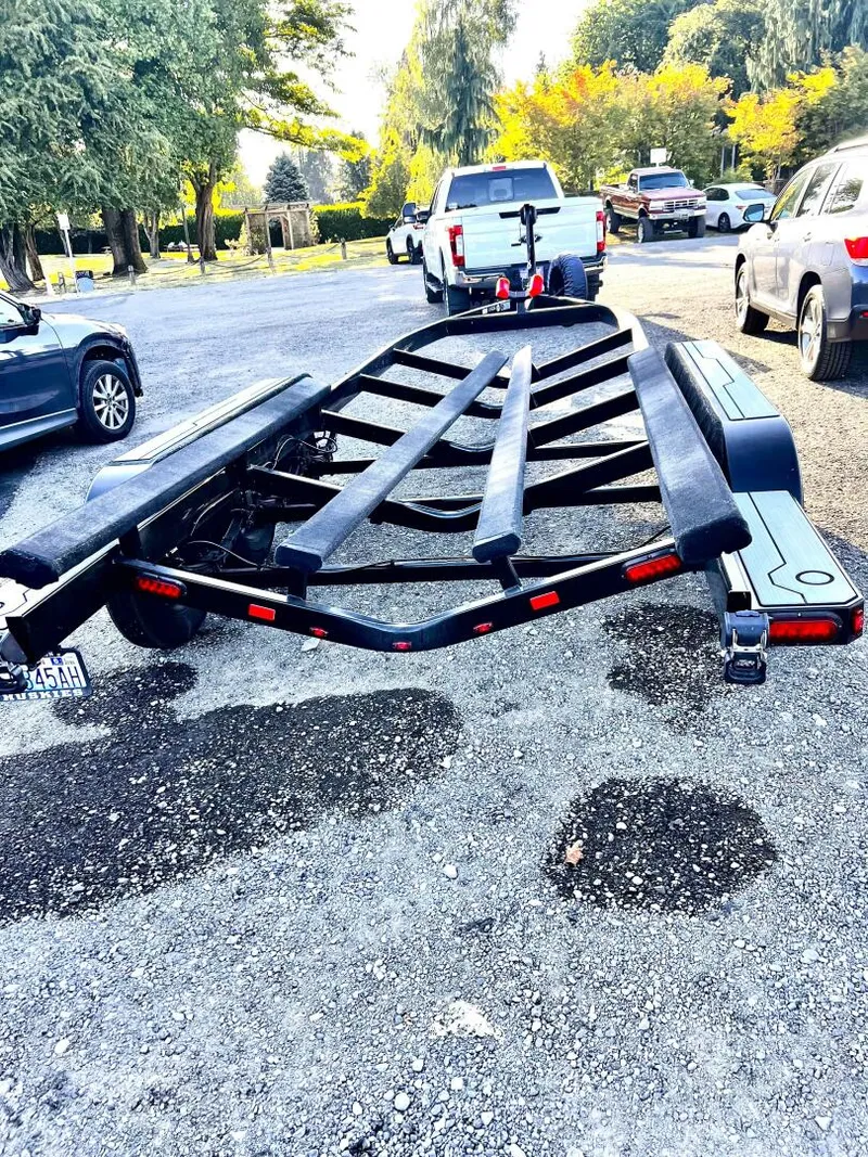 Slide: The Image of Regal 28 Express 2016 - 5119634