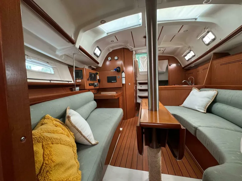 Slide: The Image of Beneteau Oceanis Clipper 343 2007 - 5123829