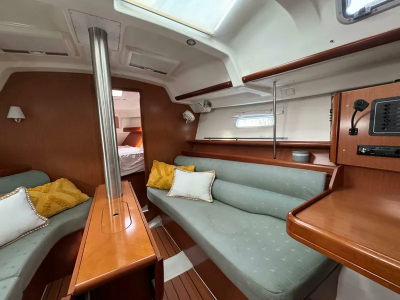 Slide: The Image of Beneteau Oceanis Clipper 343 2007 - 5123833