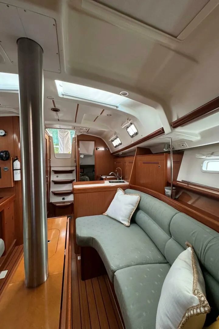 Slide: The Image of Beneteau Oceanis Clipper 343 2007 - 5123838