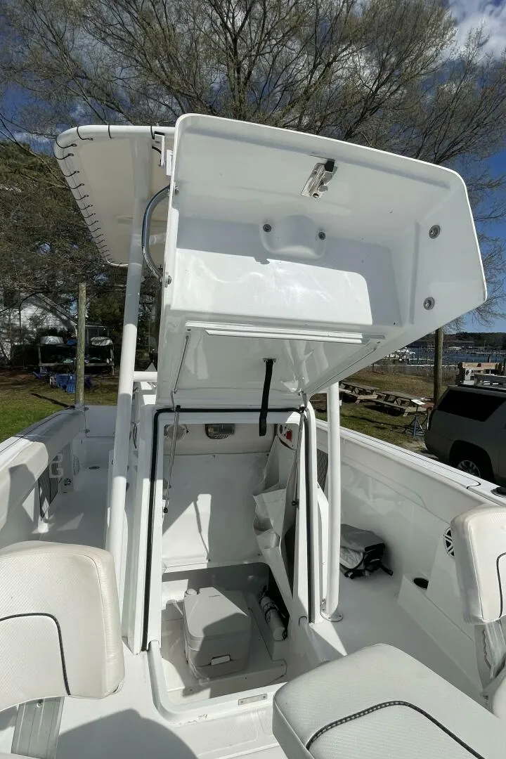 Slide: The Image of Wellcraft 222 Fisherman 2022 - 5286873