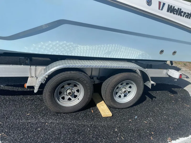 Slide: The Image of Wellcraft 222 Fisherman 2022 - 5286896