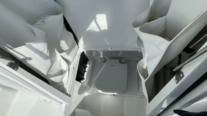 Slide: The Image of Wellcraft 222 Fisherman 2022 - 5286874