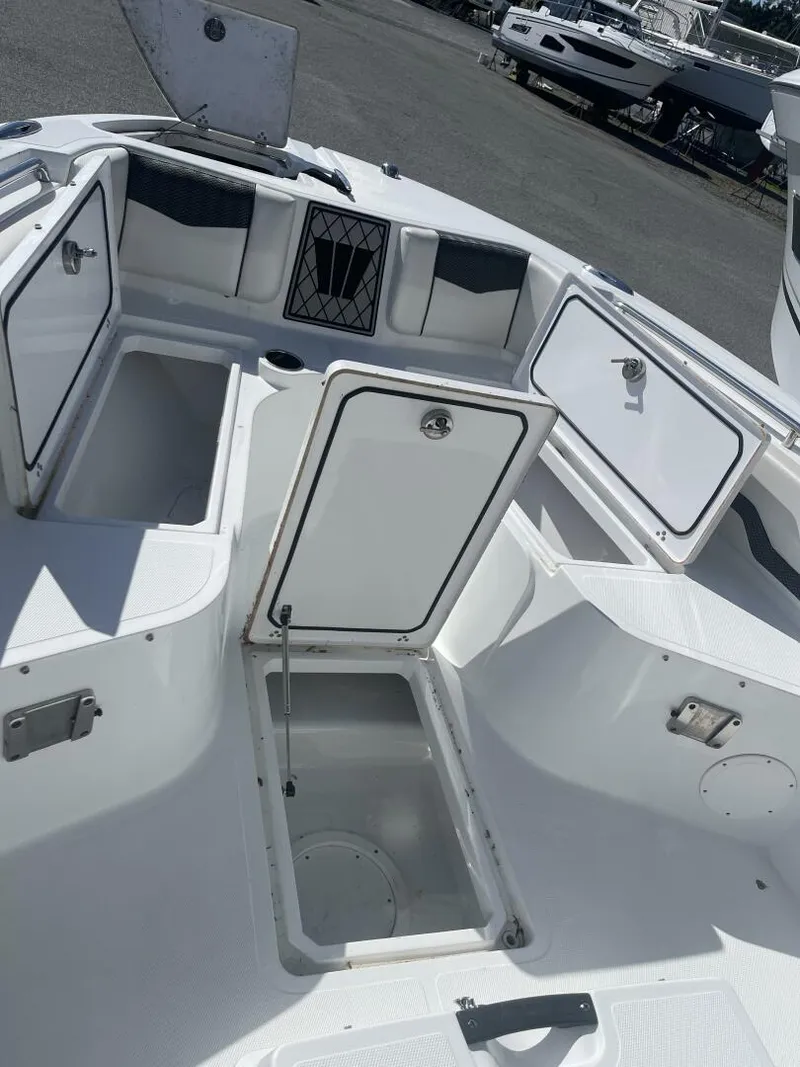 Slide: The Image of Wellcraft 222 Fisherman 2022 - 5286879