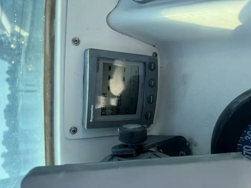 Slide: The Image of Bertram 31 1977 - 5286708