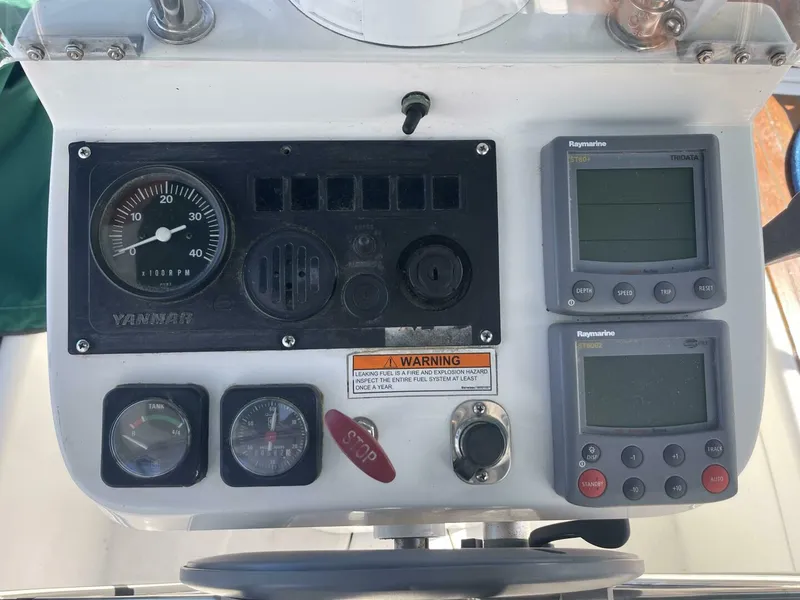 Slide: The Image of Beneteau 311 2000 - 5123682