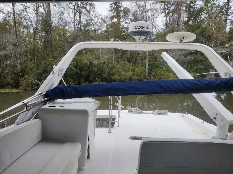 Slide: The Image of Bayliner 4788 Pilot House Motoryacht 2000 - 8171810