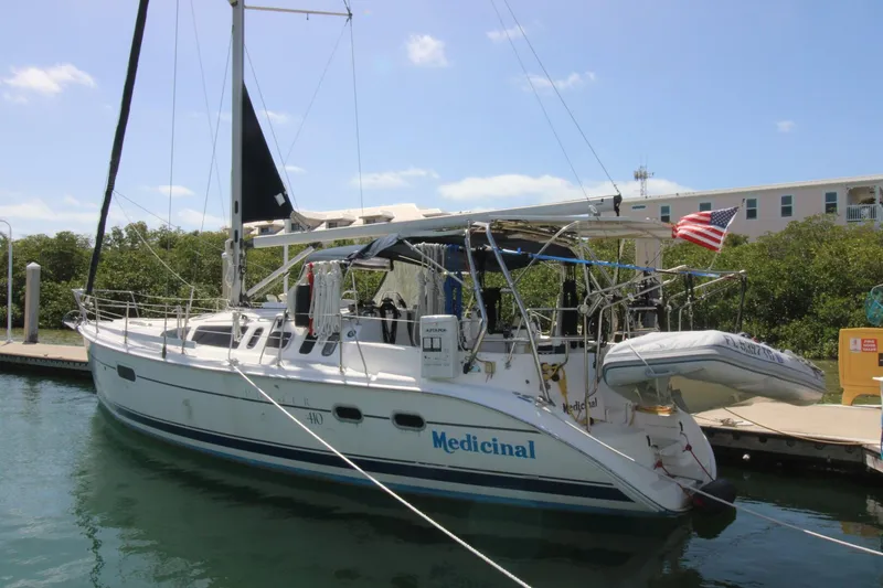 Slide: The Image of Hunter 410 2002 - 5120256