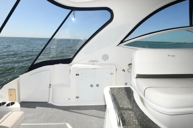 Slide: The Image of 2007 42 Cruisers Express - Got Tubes II - Cockpit - 5120311