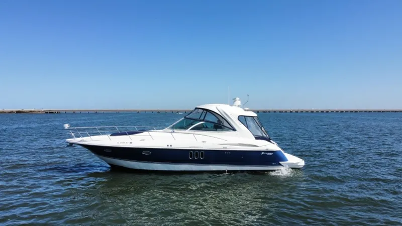 Slide: The Image of 2007 42 Cruisers Express - Got Tubes II - Profile - 5120346