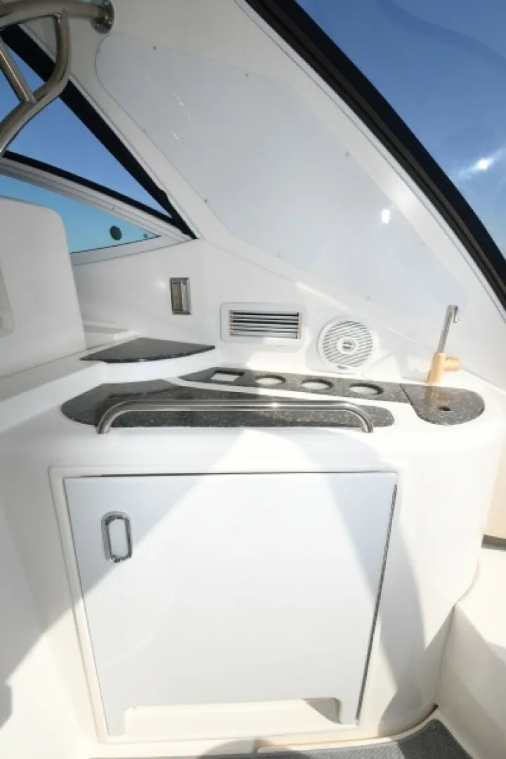 Slide: The Image of 2007 42 Cruisers Express - Got Tubes II - Cockpit Wetbar - 5120315