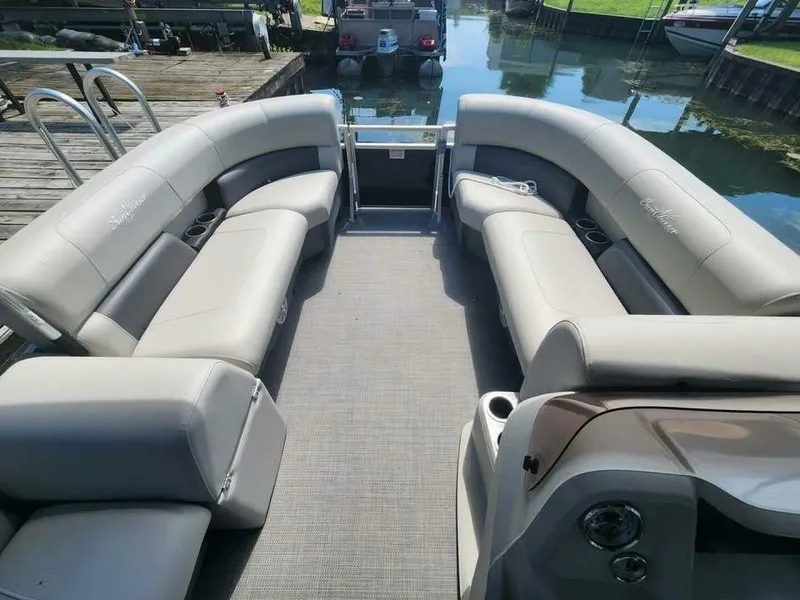 Slide: The Image of SunChaser Vista 16 2023 - 5120772