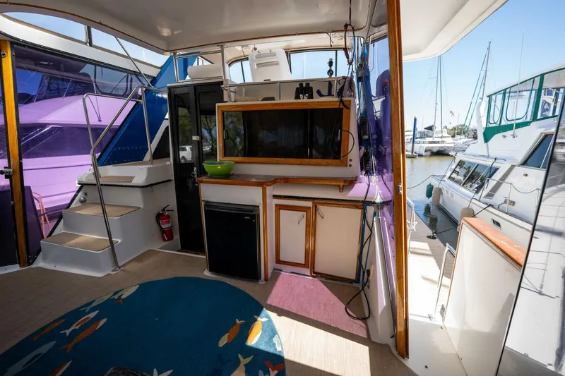 Slide: The Image of Carver 42 Aft Cabin 1988 - 5120958