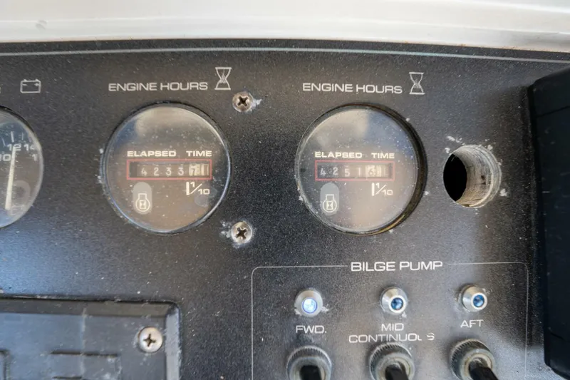 Slide: The Image of Carver 42 Aft Cabin 1988 - 5120966