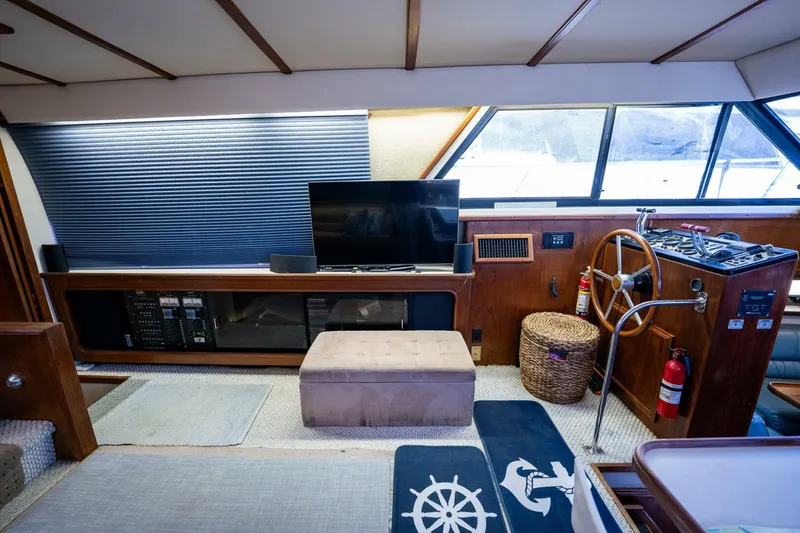 Slide: The Image of Carver 42 Aft Cabin 1988 - 5120979