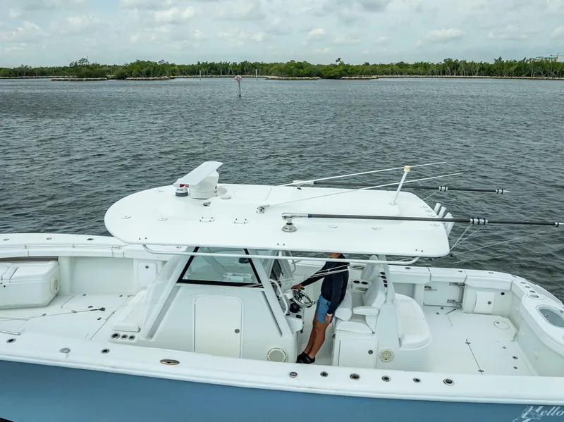 Slide: The Image of Yellowfin 39 Offshore 2018 - 5121696