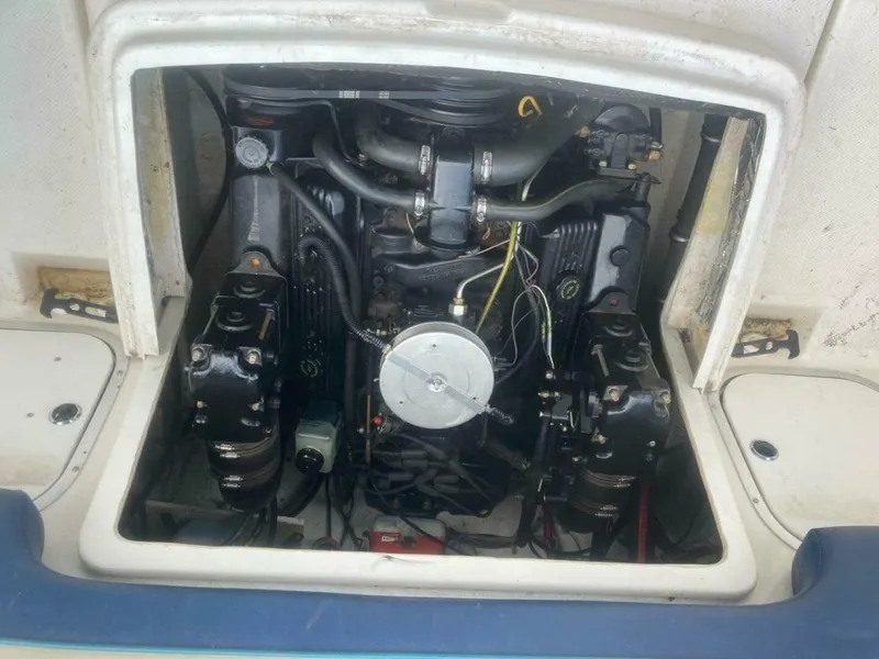 Slide: The Image of Bayliner 2252 1996 - 5125640