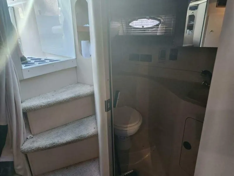 Slide: The Image of Cruisers 3075 Express 2001 - 5122044