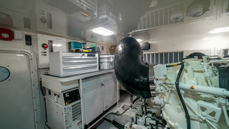 Slide: The Image of 2023 Viking 73 Convertible "Free Spool" - Engine room - 5122981