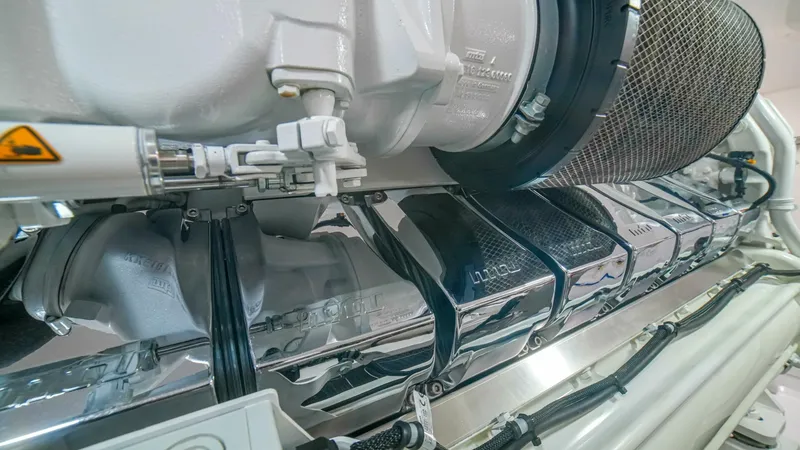 Slide: The Image of 2023 Viking 73 Convertible "Free Spool" - Engine room - 5122990