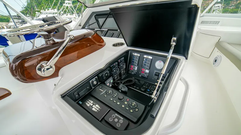 Slide: The Image of 2023 Viking 73 Convertible "Free Spool" - Helm - 5122543