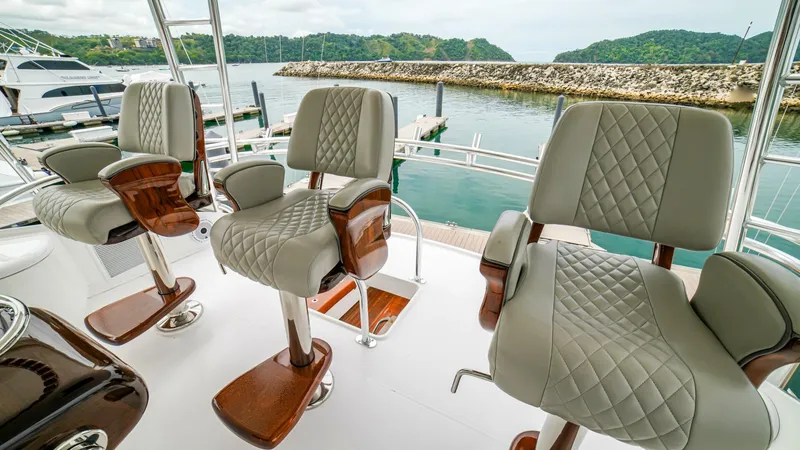 Slide: The Image of 2023 Viking 73 Convertible "Free Spool" - Helm - 5122549