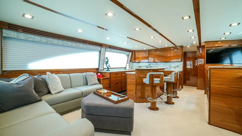 Slide: The Image of 2023 Viking 73 Convertible "Free Spool" - Salon - 5122584