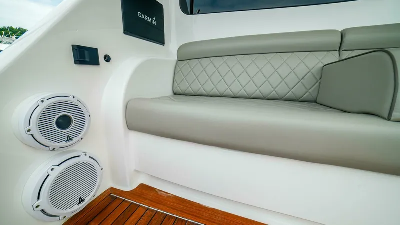 Slide: The Image of 2023 Viking 73 Convertible "Free Spool" - Mezzanine - 6428248