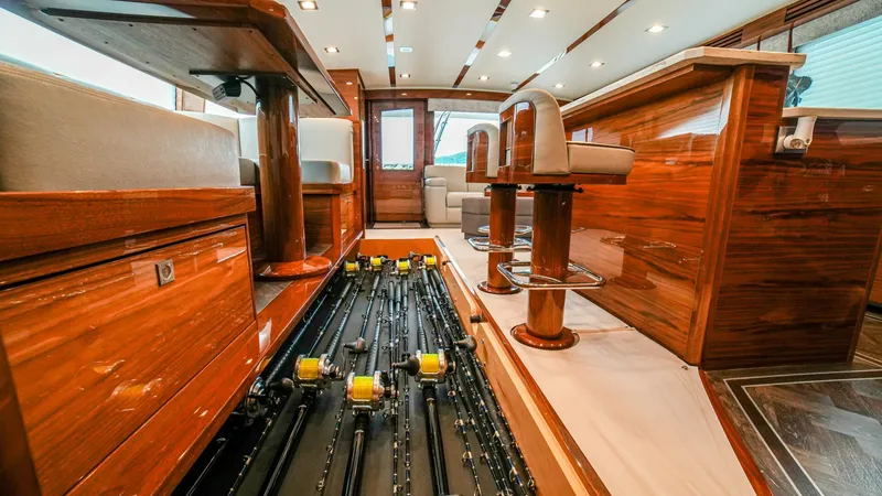Slide: The Image of 2023 Viking 73 Convertible "Free Spool" - Storage - 5122611