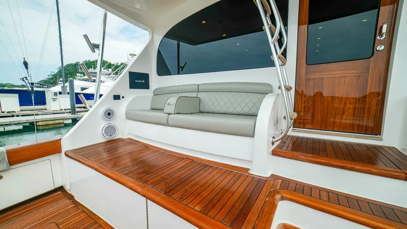 Slide: The Image of 2023 Viking 73 Convertible "Free Spool" - Cockpit - 5122510