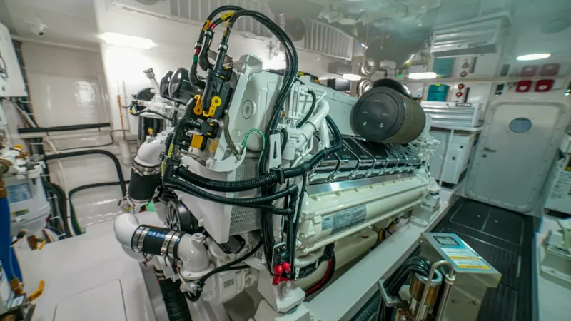 Slide: The Image of 2023 Viking 73 Convertible "Free Spool" - Engine room - 6428351