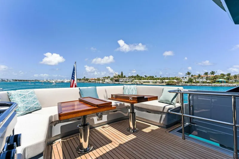 Slide: The Image of Aquitalia Flybridge 2026 - 5195488