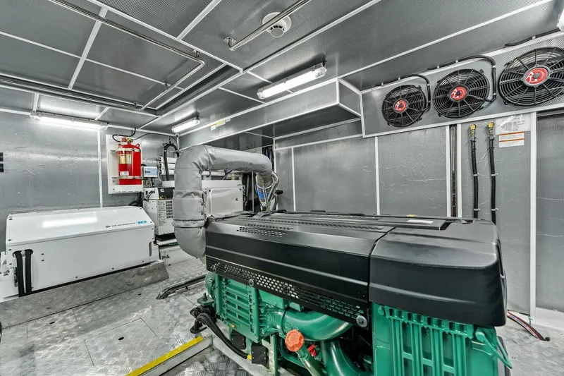 Slide: The Image of Aquitalia Flybridge 2026 - 5195504