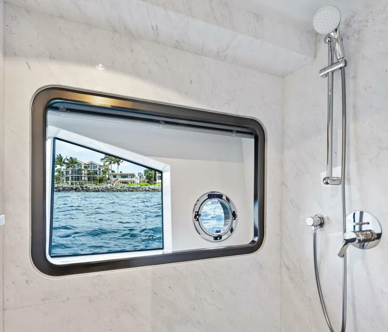 Slide: The Image of Aquitalia Flybridge 2027 - 5195454