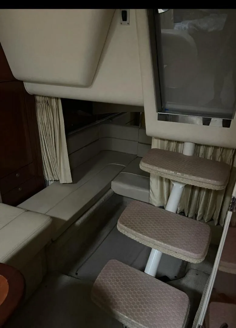 Slide: The Image of Sea Ray 33 2006 - 5126849