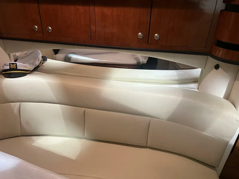 Slide: The Image of Sea Ray 33 2006 - 5126908