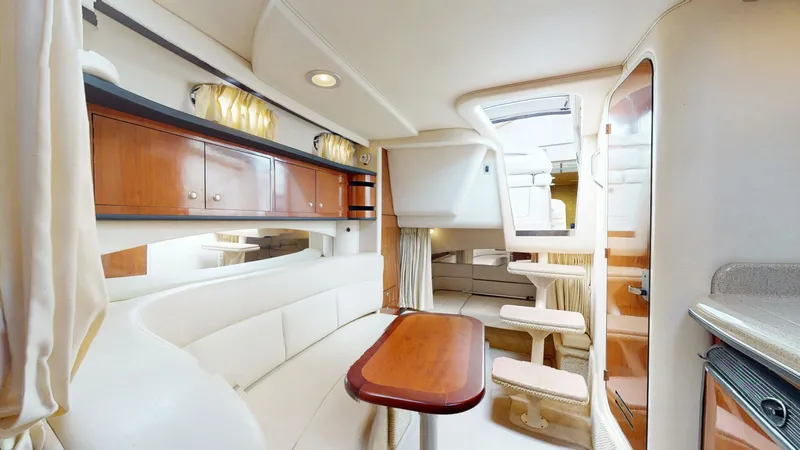 Slide: The Image of Sea Ray 33 2006 - 5170770