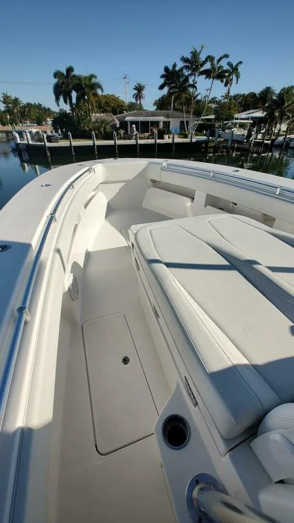 Slide: The Image of Invincible 36 Open Fisherman 2021 - 5123590