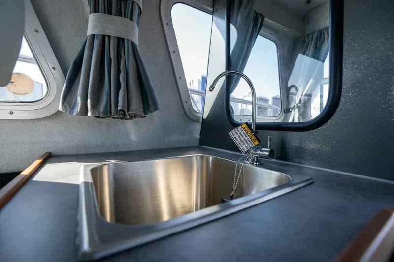 Slide: The Image of Kingfisher 28 2022 - 5124103