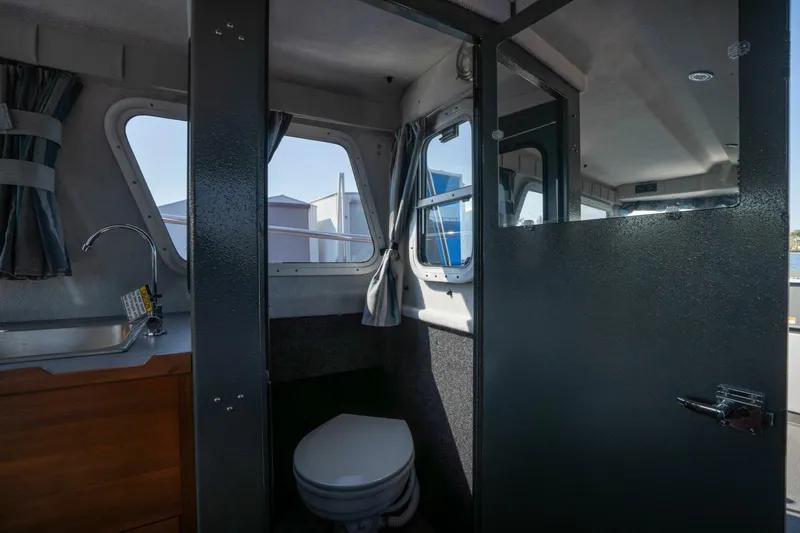 Slide: The Image of Kingfisher 28 2022 - 5124104