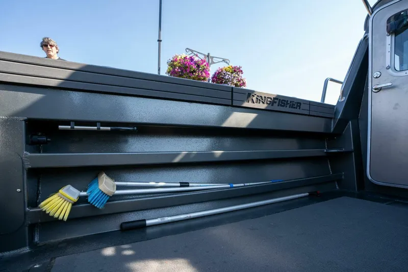 Slide: The Image of Kingfisher 28 2022 - 5124172