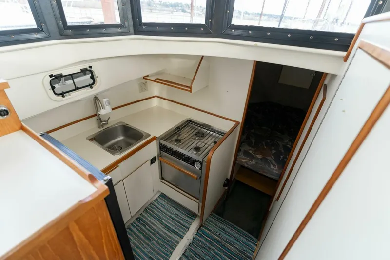 Slide: The Image of Camano 31 1995 - 5124563