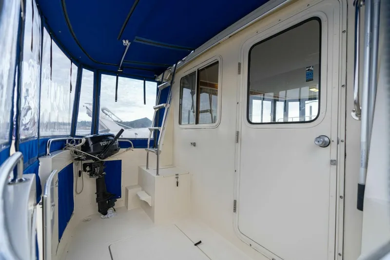 Slide: The Image of Camano 31 1995 - 5124543