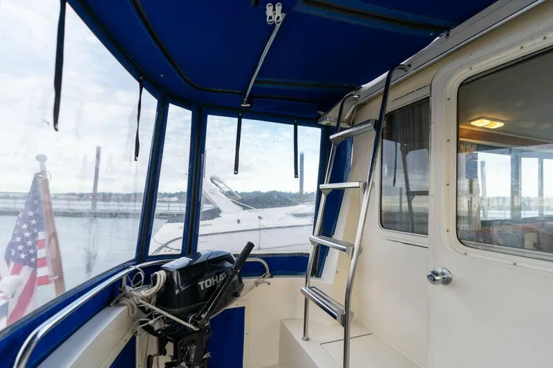 Slide: The Image of Camano 31 1995 - 5124580